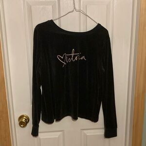 Victoria secret black velvet long sleeve top. A1